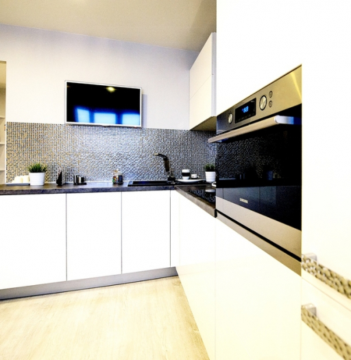 Белый кухонный гарнитур-Кухня МДФ в эмали «Модель 140»-фото5